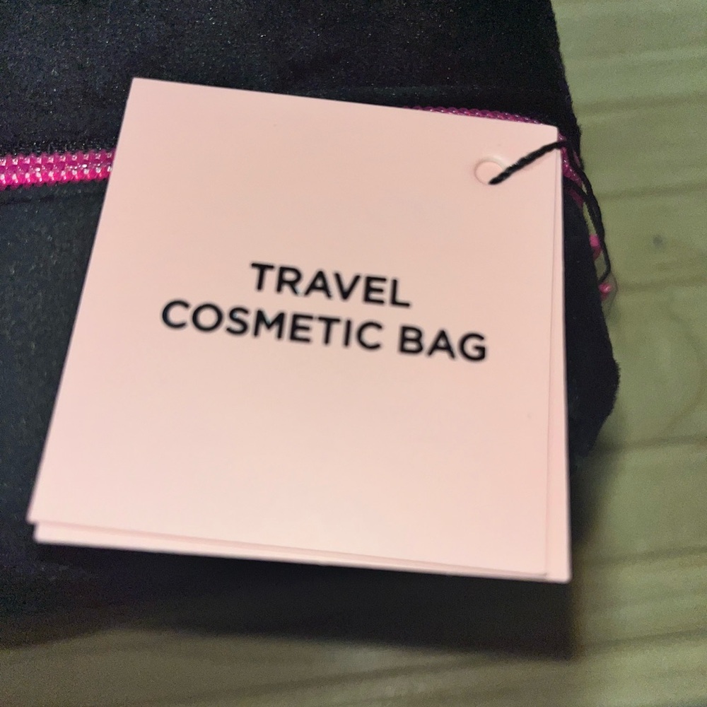 Juicy Couture "Dreamin' of Juicy" cosmetic makeup travel toiletry bottle - Picture 5 of 6